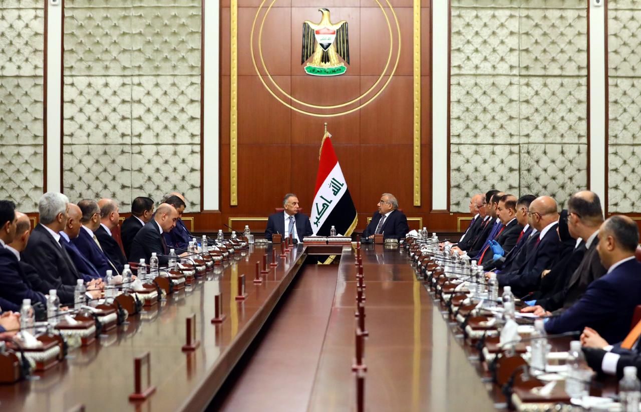 بالصور | أربع جمل لعبد المهدي بـ